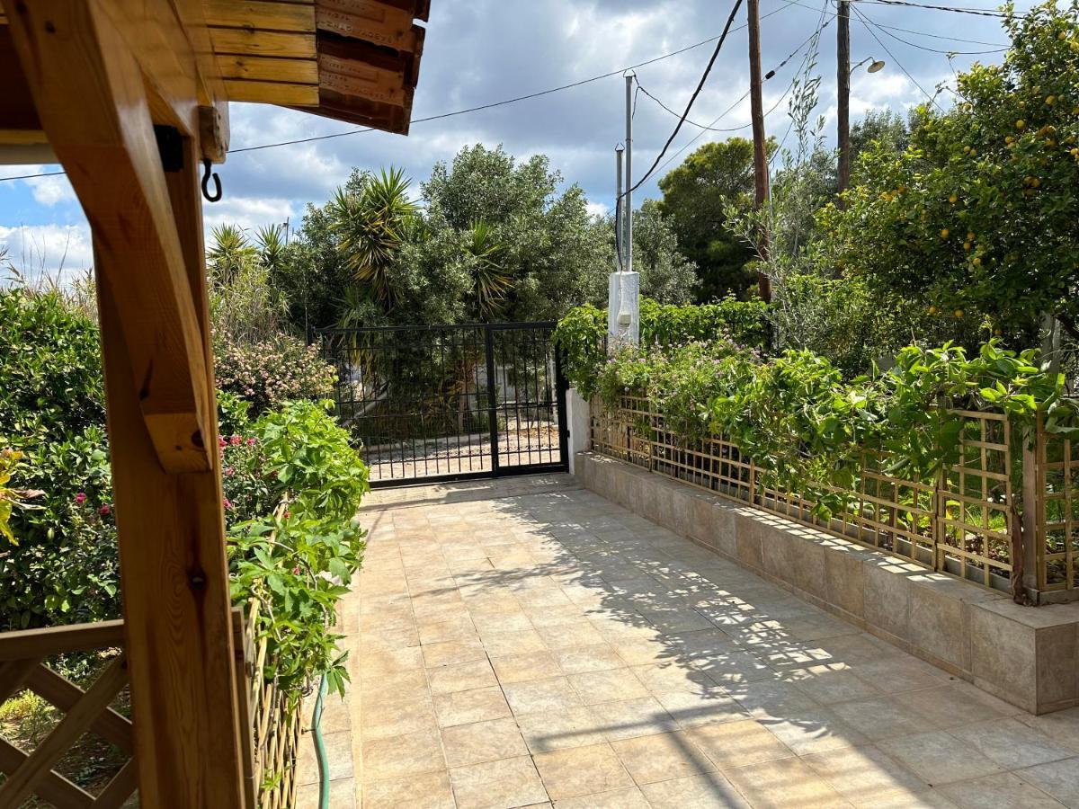 Welcome In Salamina Villa Exterior photo